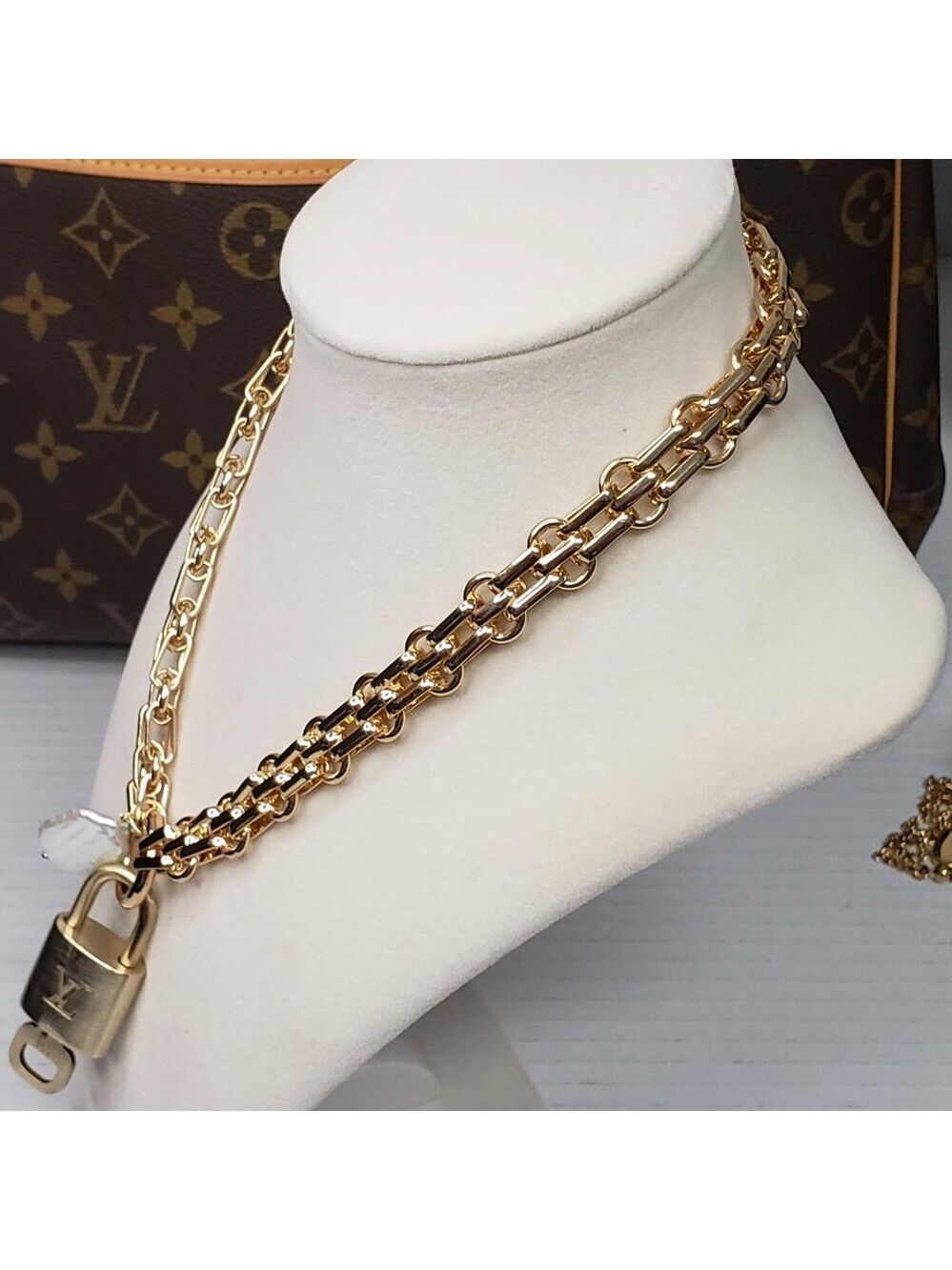 Authentic Louis Vuitton Lock & Key w/ Unbranded Stainless Steel Chain Necklace - Picture 15 of 16